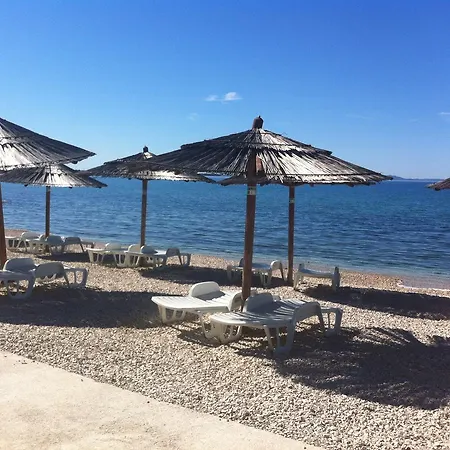 Barbara Apartment Vir